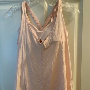 Lululemon blush top with built in bra